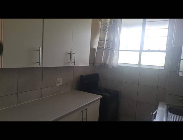 1 BEDROOM PROPERTY TO RENT IN BEDFORD GARDENS